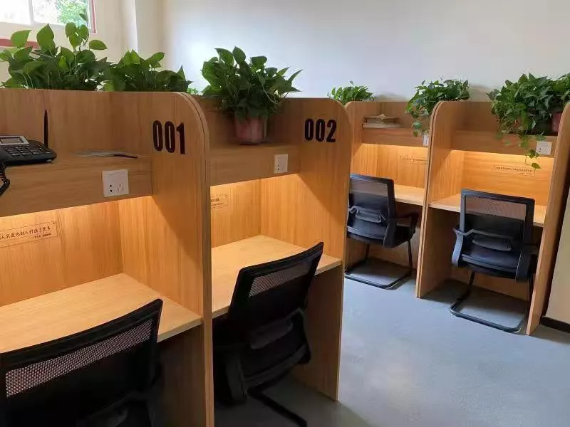 教培老兵再出发：在下沉市场开图书馆的另一种可能